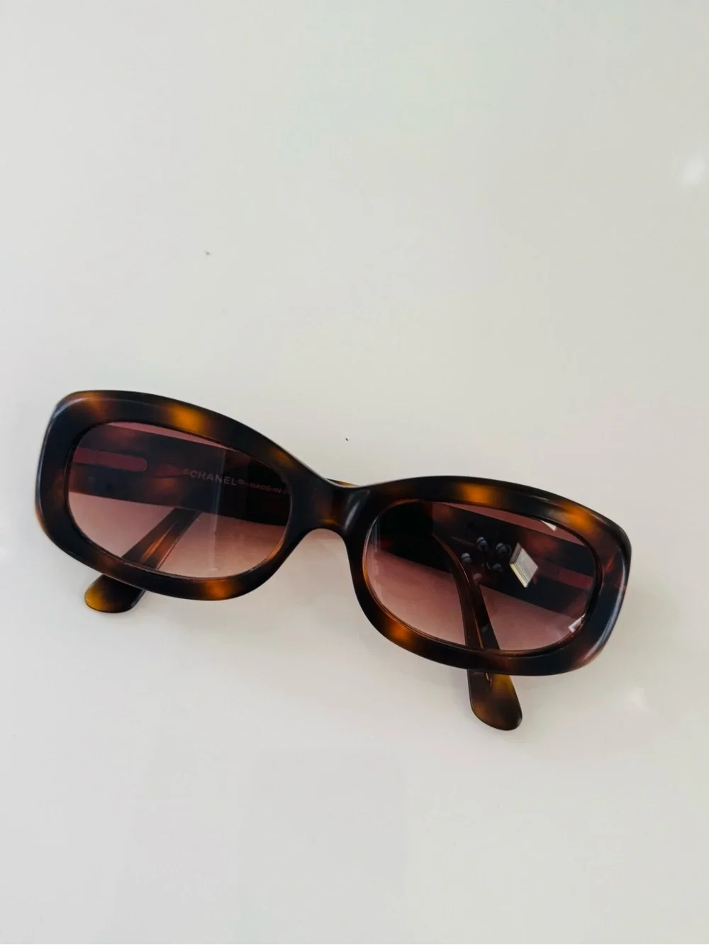 Vintage ✨ Authentic Chanel tortoise sunglasses